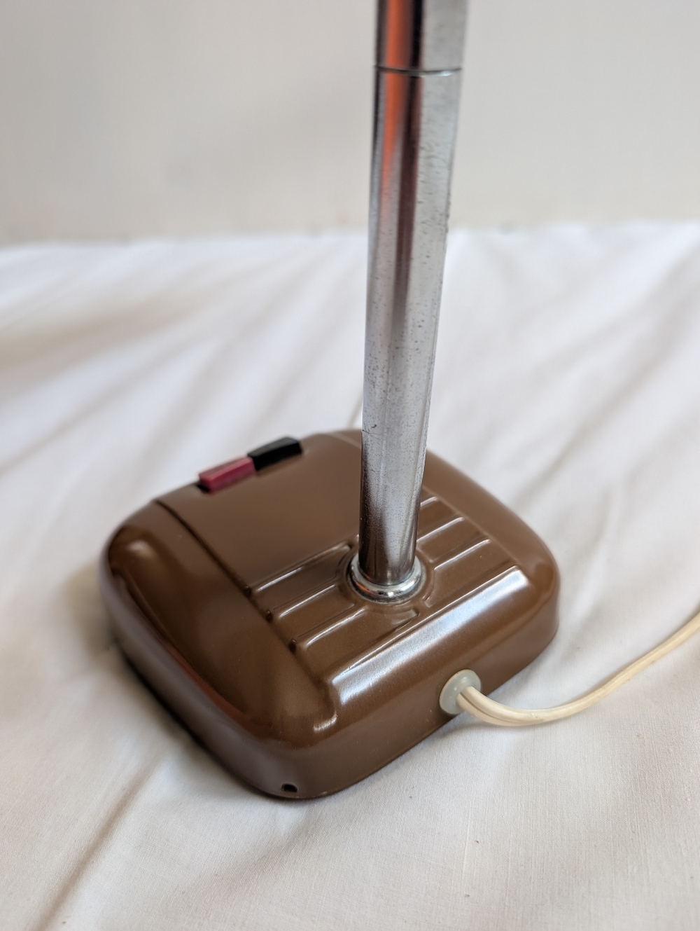 1960's Original - Made In Japan - Brand New (Deadstock) Vintage Brown Desk Lamp - Picture 5 of 12